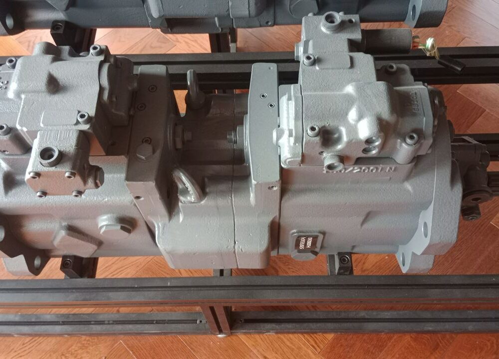 Главный гидравлический насос Sany SY335 SY365 K5V200DTH1X7R-9N1H Главный гидравлический насос Sany SY335 SY365 K5V200DTH1X7R-9N1H